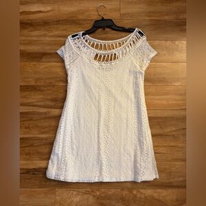 Socialite White Lace Detail